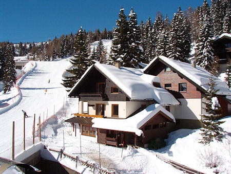 Unterkunft Ferienhaus FRITZ - Das Ferienhaus direkt an der Schipiste und Wandergebiet, Nassfeld