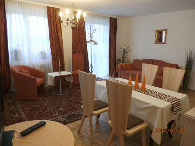 Ferienwohnung-Apartmenthaus Hllbacher, szlls Ebenau