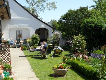 Gstehaus Weinhandl Katharina