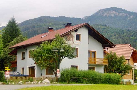 Gstehaus Schwarzenbach, szlls Weibriach