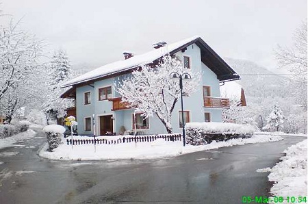 Gstehaus Schwarzenbach, szlls Weibriach