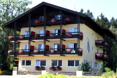 HOTEL EDEN PARK