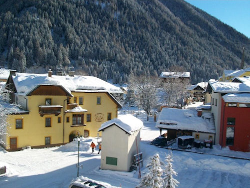Parkvilla Appartementhaus